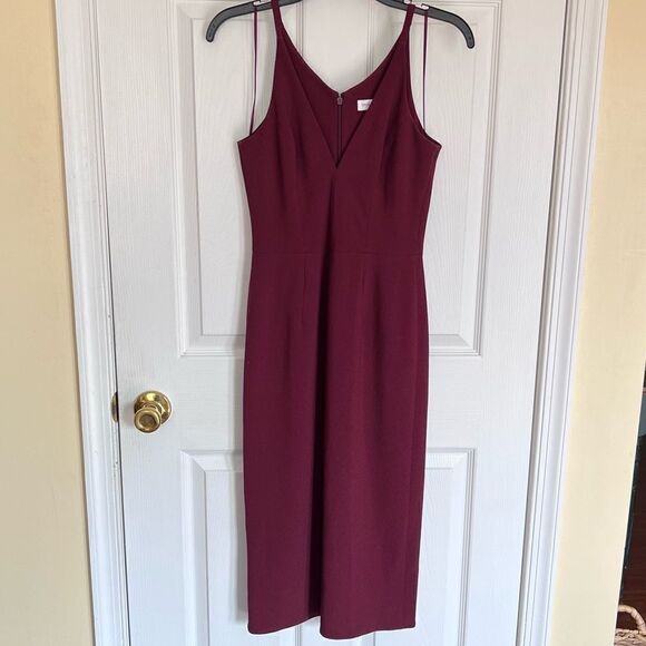 DRESS THE POPULATION Lyla Crepe Cocktail dress (Burgundy) - Picture 1 of 10